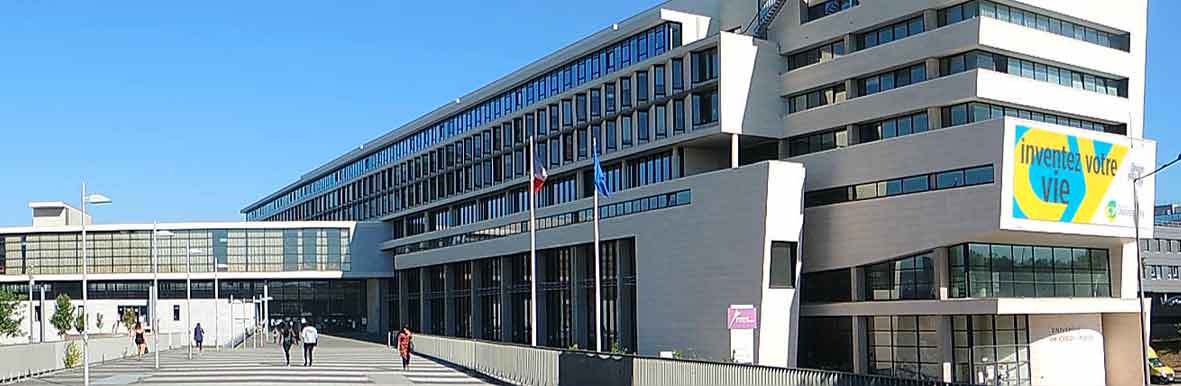 photographie de l'université CY