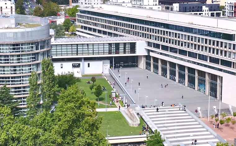 photo des batiments de CY Cergy Paris Université